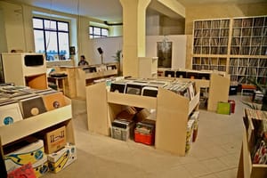 recordloft-AT8W0783