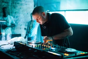 MaxwellSchiano_TriAngleRecords5YearNYC_2015RBMA46