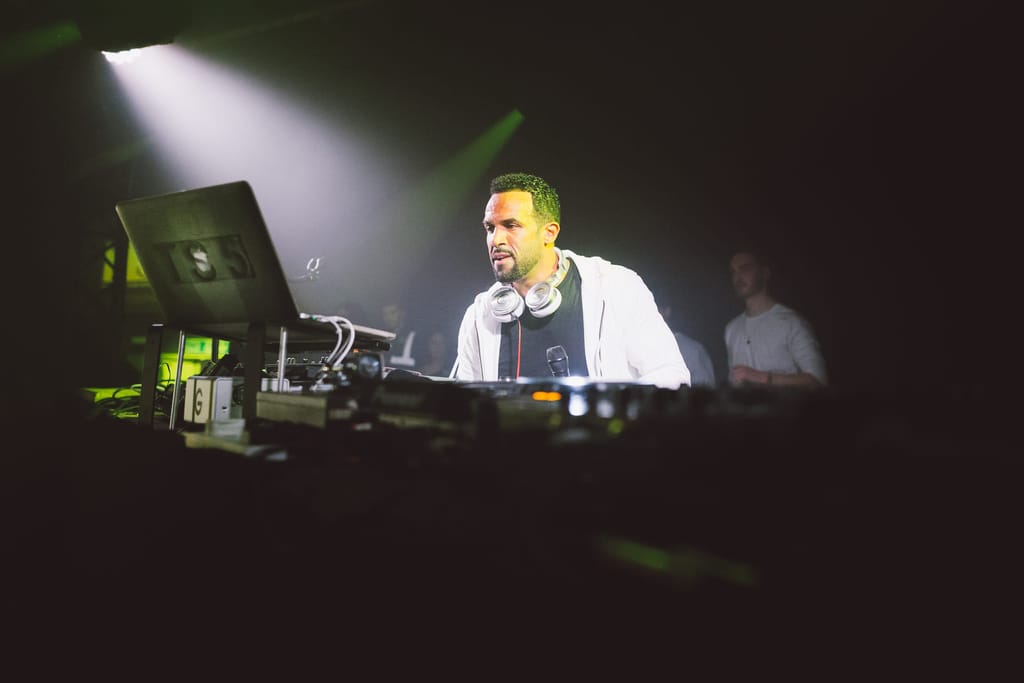 Craig David Presents TS5-28