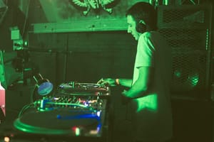 Untold_2