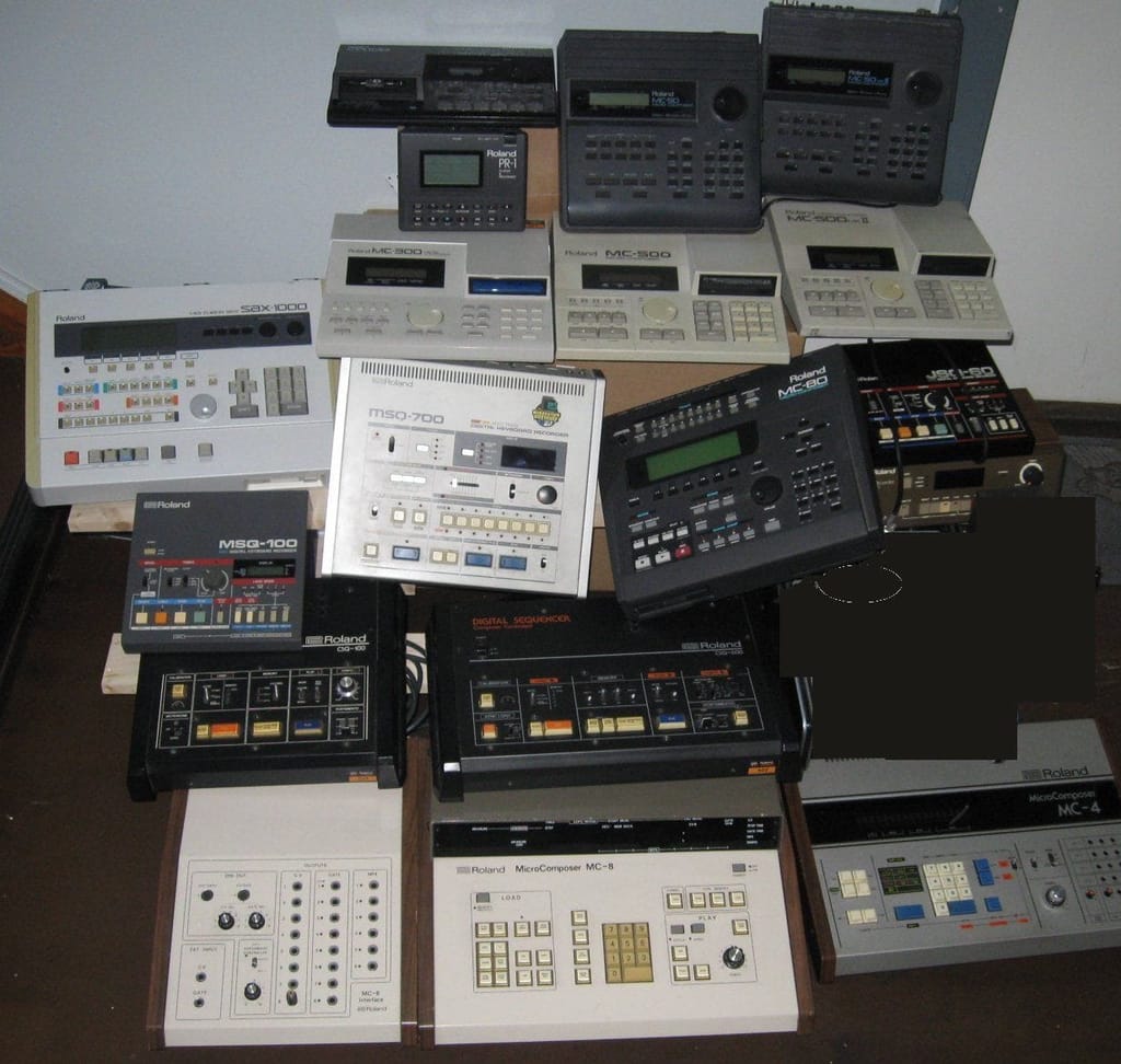 roland-1000-a