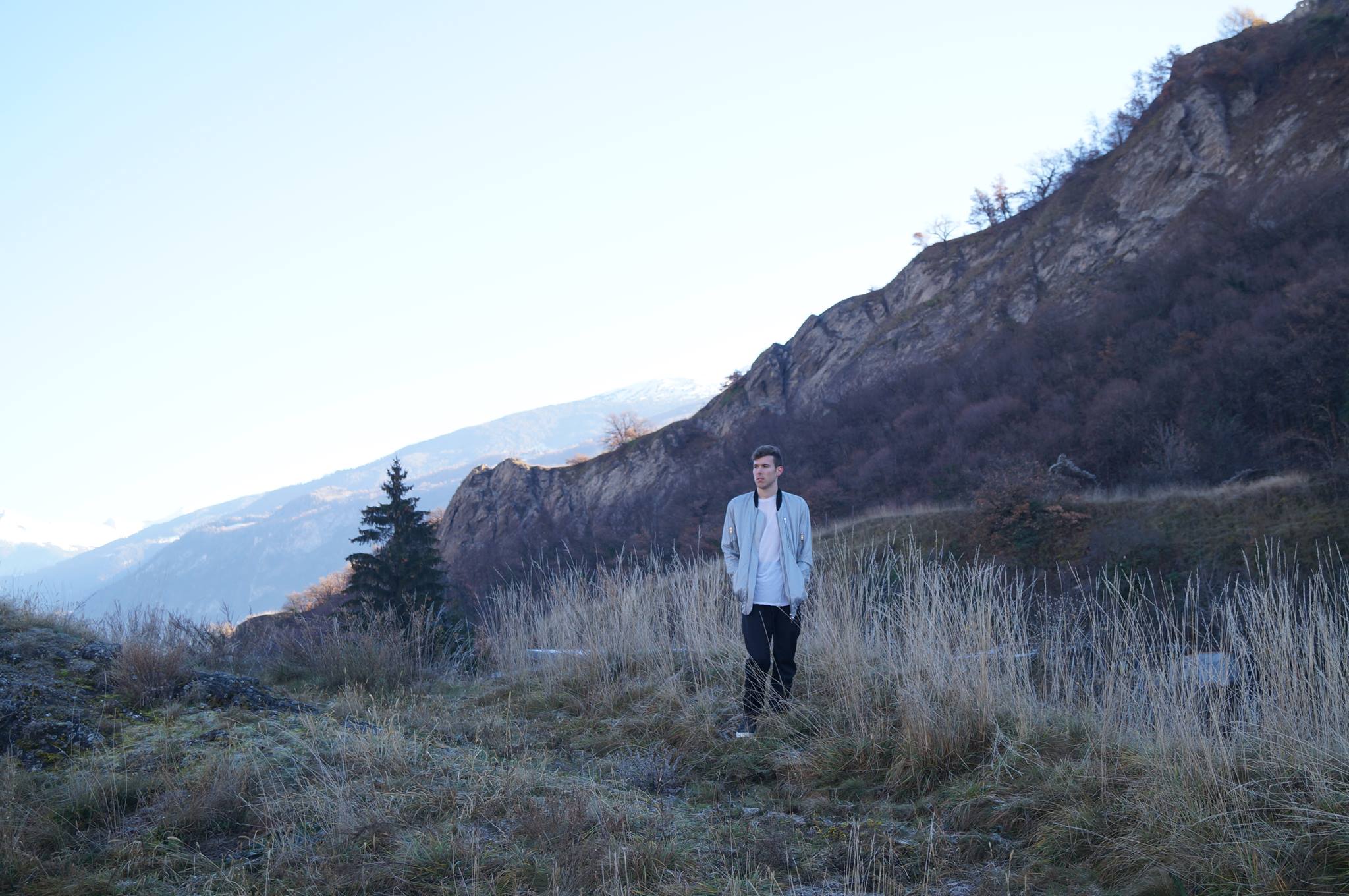 SHALT talks Acheron, blends beauty and dissonance on new single 'Unconfined'