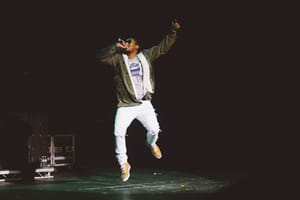 Future 1000px-16