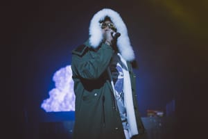 Future 1000px-2