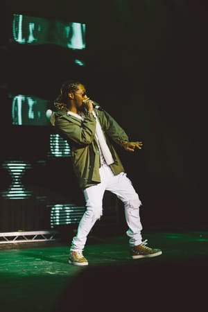 Future 1000px-28