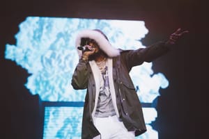 Future 1000px-5