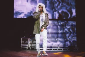 Future 1000px-8