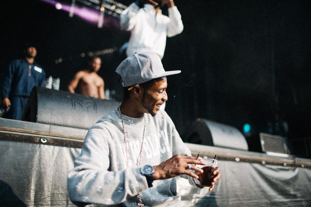 D Double E chilling at Novelists set 2
