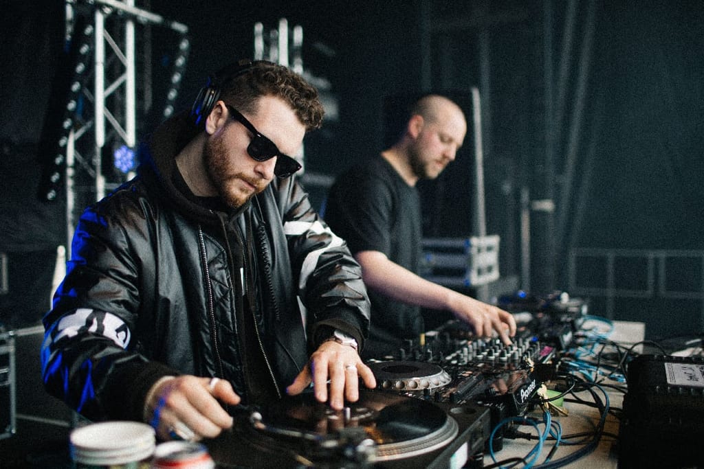 Kahn and Neek on Main Stage 2
