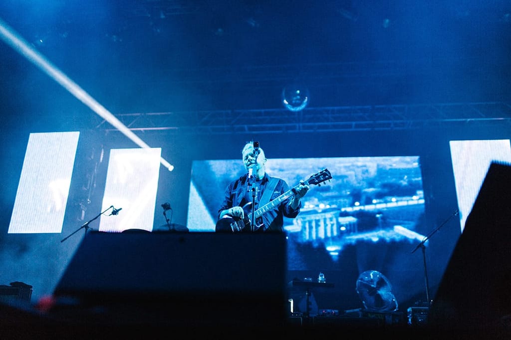 Vicky Grout_New Order at SonarClub 2