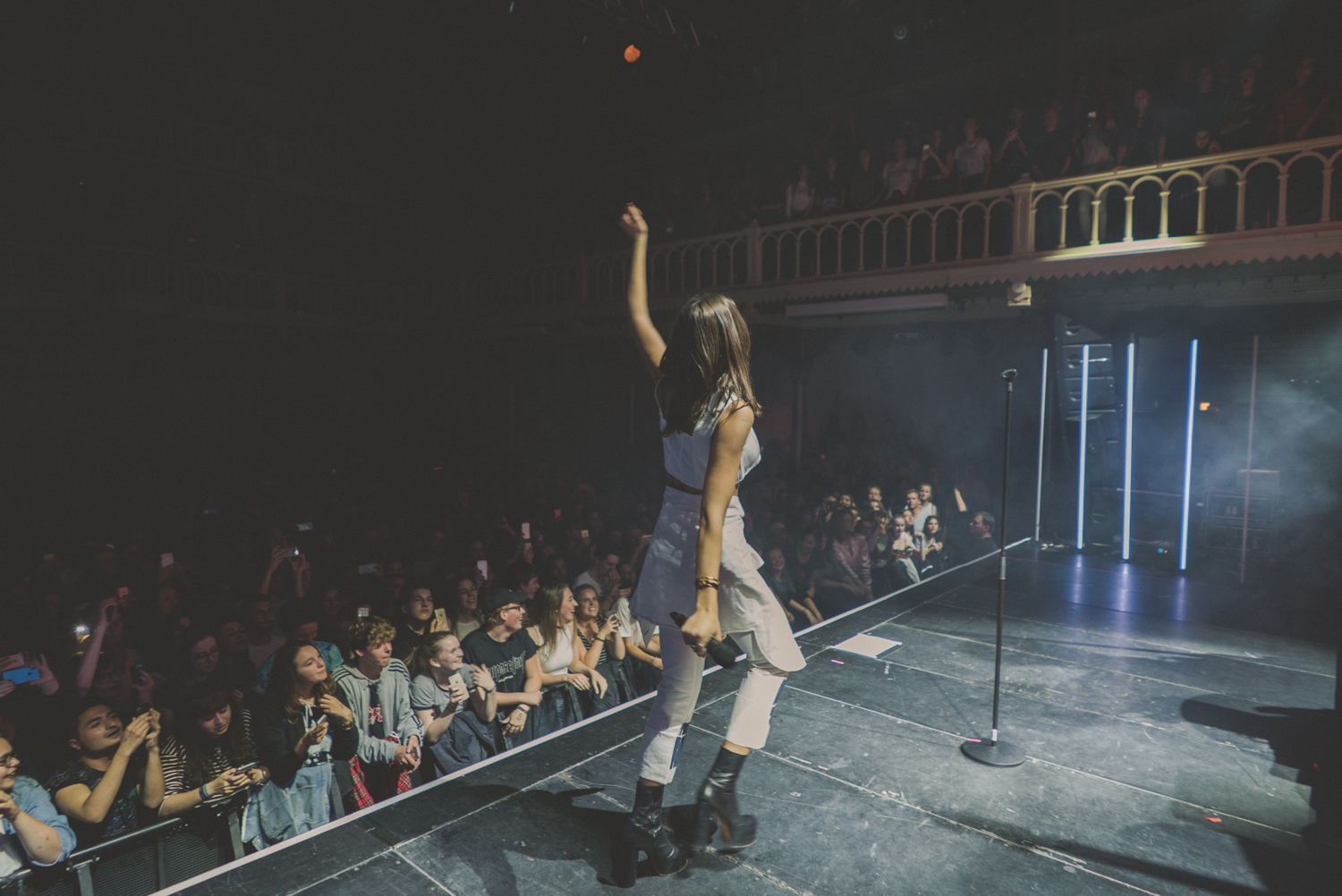 dua-lipa-amsterdam-by-pawel-ptak-15-of-38