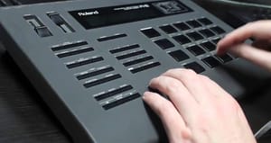 roland-r-8-0311