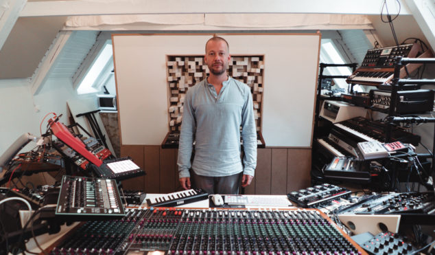 Watch Sebastian Mullaert’s live techno session from his woodland studio