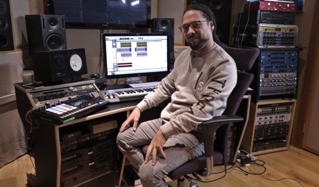 Roni Size – Against The Clock