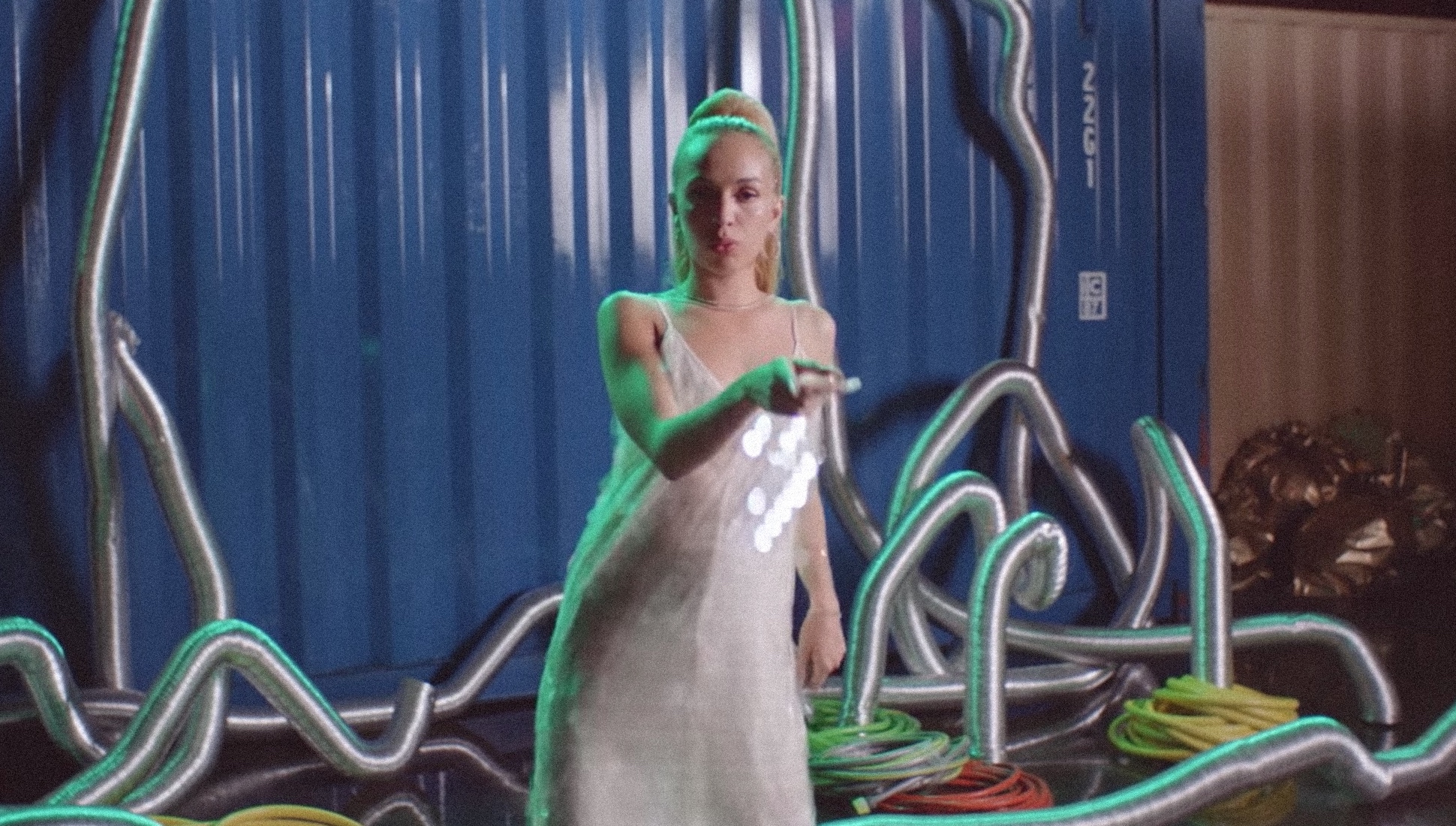 Florentino and Bad Gyal drop vivid 'Por Ti' video