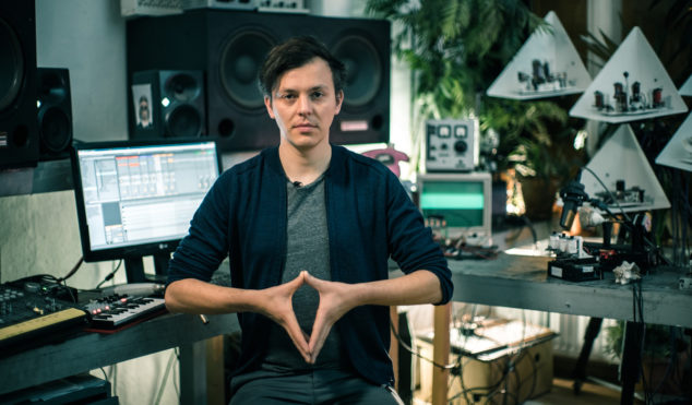 How To Make A Moritz Simon Geist Track (with robots)