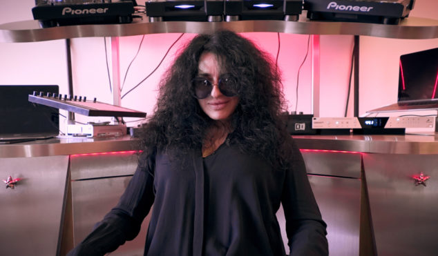 Nicole Moudaber – Confessions