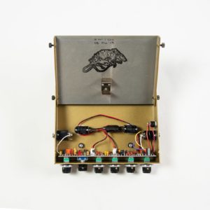 Picture of golden Life Pedal