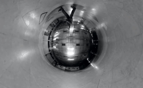 Kinlaw & Franco Franco flip things upside down in ‘Militante del Niente’ video