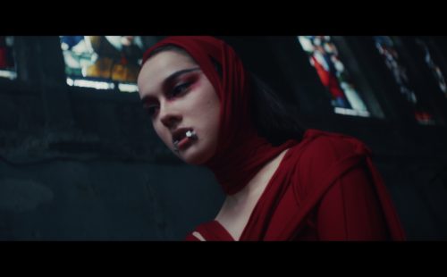 Akiko Haruna embodies yearning and melancholy with Yakusoku